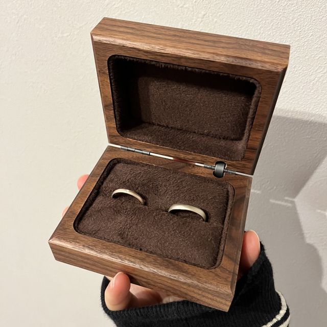 【アトリエフィロンドールの口コミ】 ずっと身につけたいと思える指輪にしたくて、色味や形などすべて好きなよ…