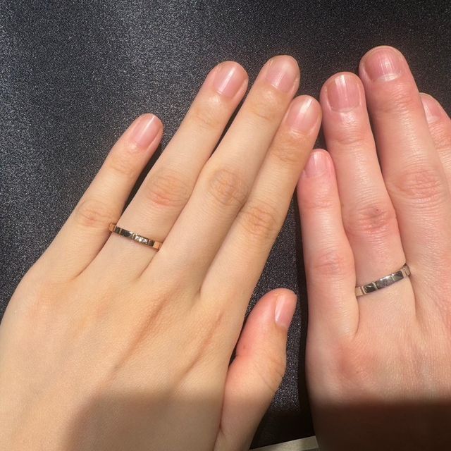 【TASAKI(タサキ)の口コミ】 tasakiオリジナルのサクラゴールドが決め手でした。
私がイエベの為、指輪…