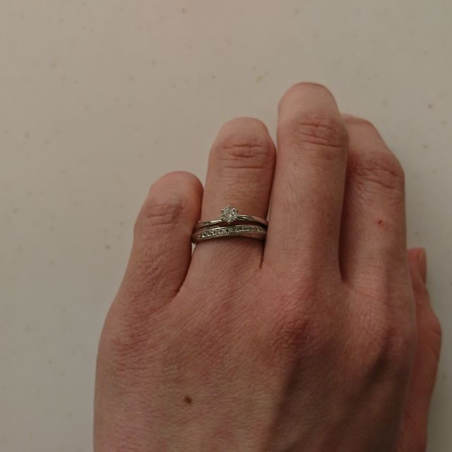 【俄(にわか)の口コミ】 日本の職人によりひとつひとつ作られていて、他にはないはっきりとしたフ…