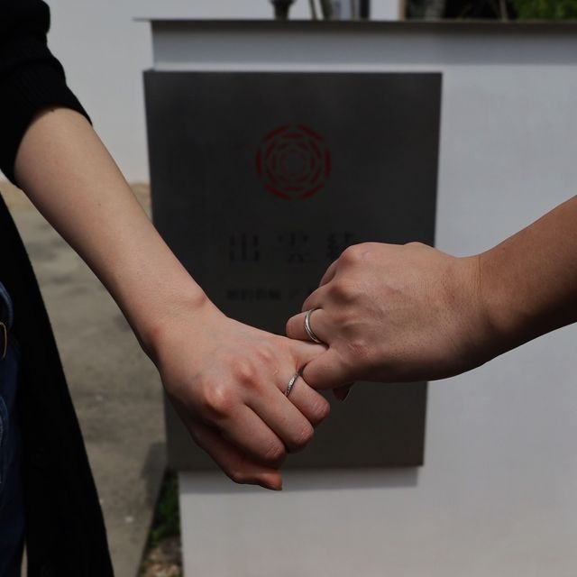 【出雲結(いずもゆい)の口コミ】 指輪のデザインをみて、素敵なものが多く、迷いました。
指輪にダイヤモン…