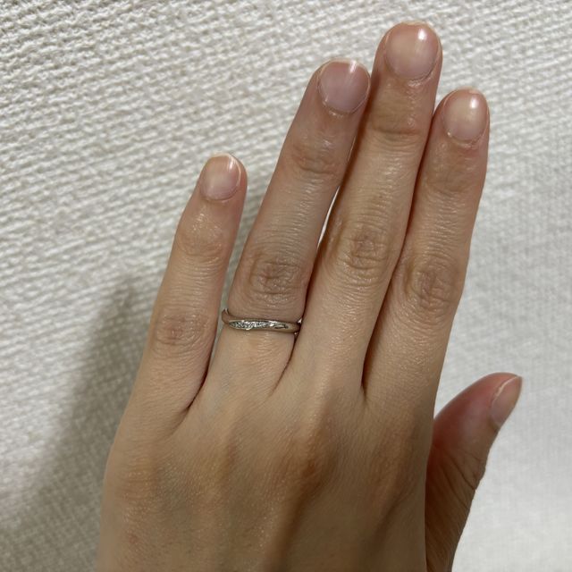 【銀座ダイヤモンドシライシの口コミ】 何個か試着させてもらいましたが、どれも付け心地がとても良かったです。…