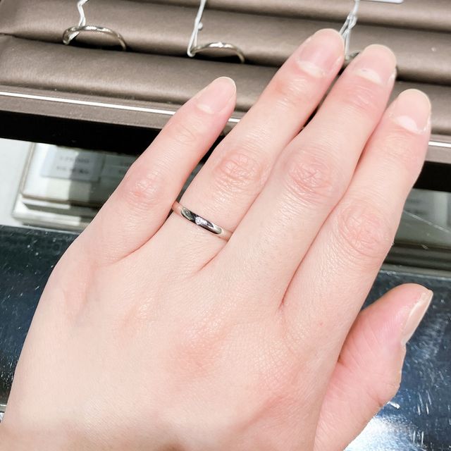 【アイプリモ(I-PRIMO)の口コミ】 価格は平均的かお手頃かと思います。シンプルなデザインで探しており、こ…