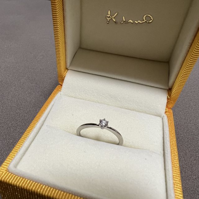【ケイウノ ブライダル(K.UNO BRIDAL)の口コミ】 特別な時につける婚約指輪だけど、日常的にも使っていきたいなと思い、シ…