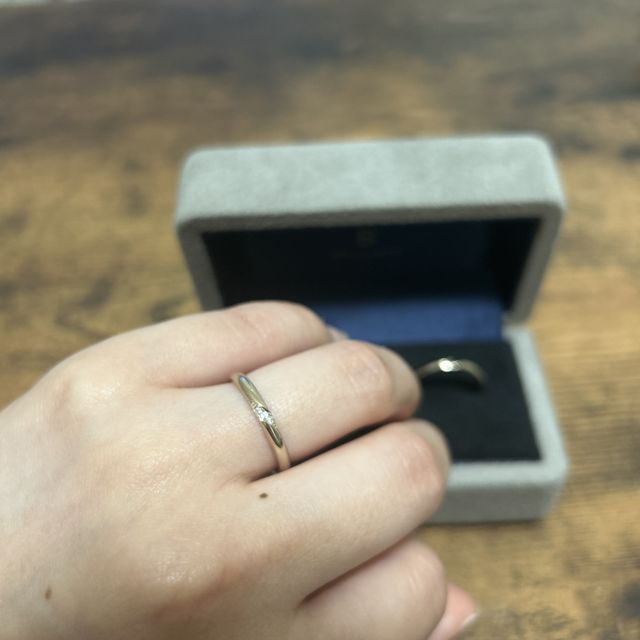 【BRILLIANCE+(ブリリアンスプラス)の口コミ】 たくさんのデザインの中で自分の理想に思っていたデザインが選べました。
…