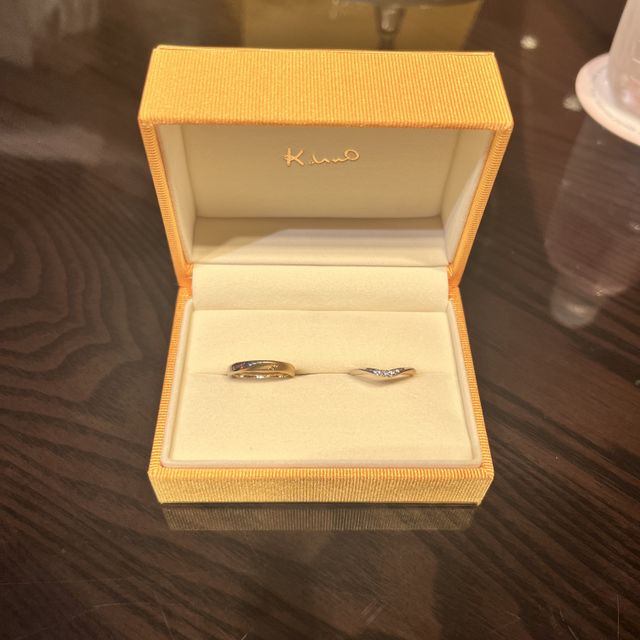 【ケイウノ ブライダル(K.UNO BRIDAL)の口コミ】 オーダーメイドで自分達だけのオリジナルの指輪を作ることができた。誰と…