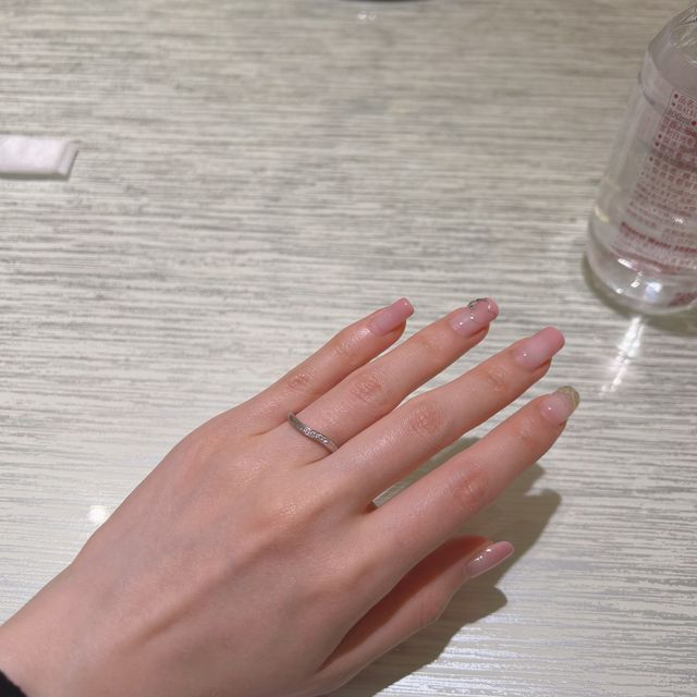 【TRECENTI(トレセンテ)の口コミ】 非常につけ心地がよく、普段指輪をつけなれていない人でも違和感なく装着…