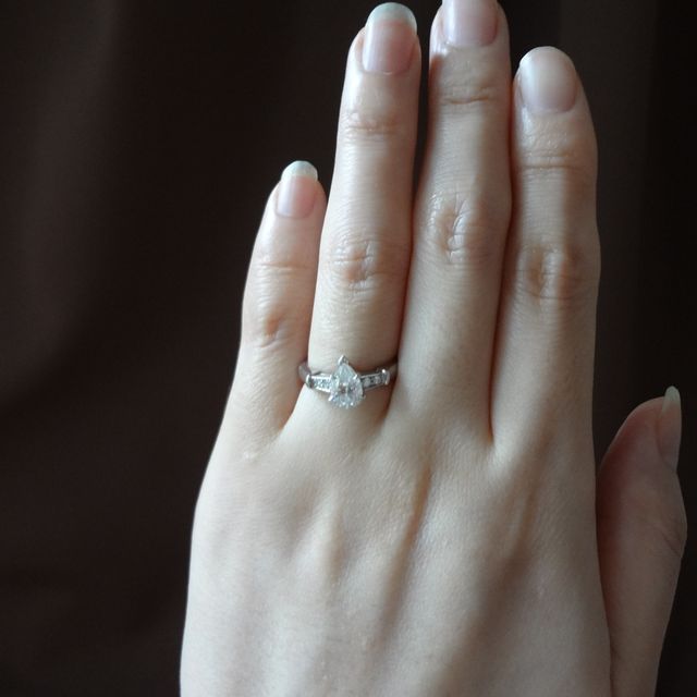 【ハリー・ウィンストン(Harry Winston)の口コミ】 この指輪の購入の決め手は、まずデザインがとても気に入ったということと…