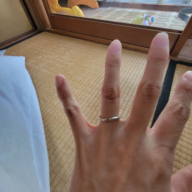 【CRAFY(クラフィ)の口コミ】 指輪のデザイン可愛く仕上がっててとても嬉しかったです。
写真で見た感じ…