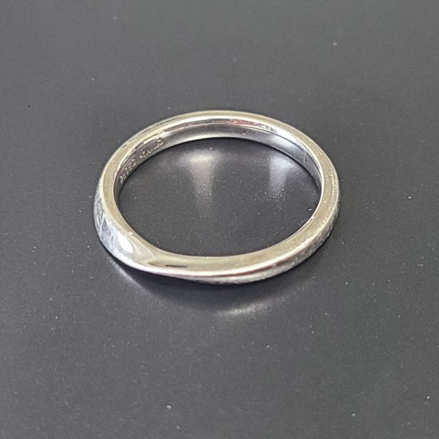 【ケイウノ ブライダル(K.UNO BRIDAL)の口コミ】 デザインについては、シンプルながらも特徴のあるものになっています。
ま…