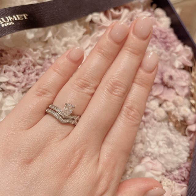 【ショーメ(CHAUMET)の口コミ】 わたしはジョゼフィーヌエグレットを、彼はトルサードを選びました♡
レデ…