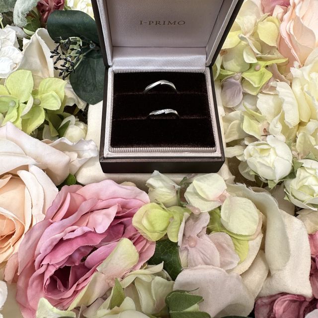 【アイプリモ(I-PRIMO)の口コミ】 ペアで合わせるデザインになってるのが素敵✨
普段使いもできて、ギラギラ…