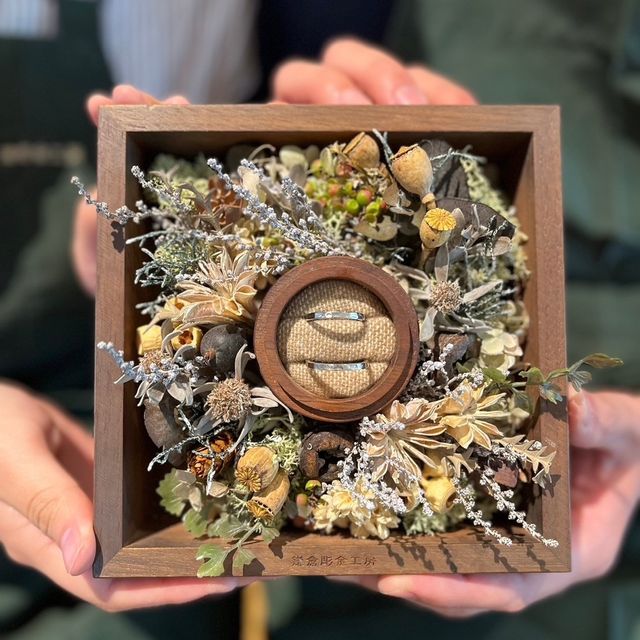 【鎌倉彫金工房の口コミ】 指輪のデザインは以前から気になっていた「つちめ」で作成しました。自分…