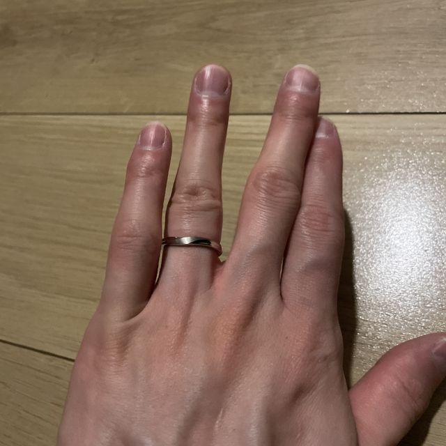 【銀座ダイヤモンドシライシの口コミ】 銀座ダイヤモンドシライシさんの結婚指輪は、デザインがシンプルかつ、マ…