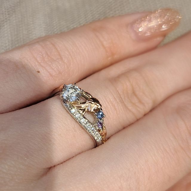 【ケイウノ ブライダル(K.UNO BRIDAL)の口コミ】 アナと雪の女王2のアナとゲイルをモチーフにフルオーダーしました。もとも…