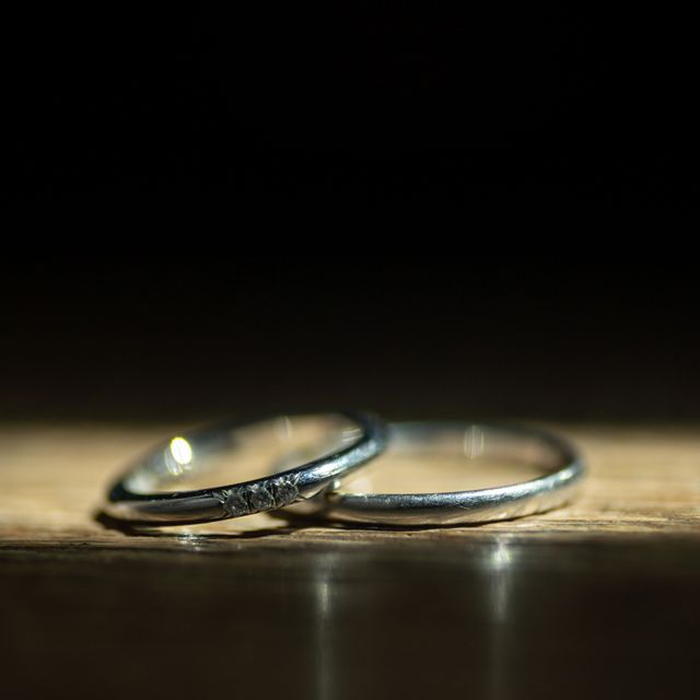 【ティファニー(Tiffany & Co.)の口コミ】 シンプルなデザインで形に癖もなく日常でつけやすいデザインです。ダイヤ…