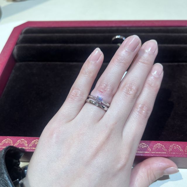 【カルティエ(Cartier)の口コミ】 結婚指輪と婚約指輪は同じブランドで揃えようと考え、指輪探しをしていま…