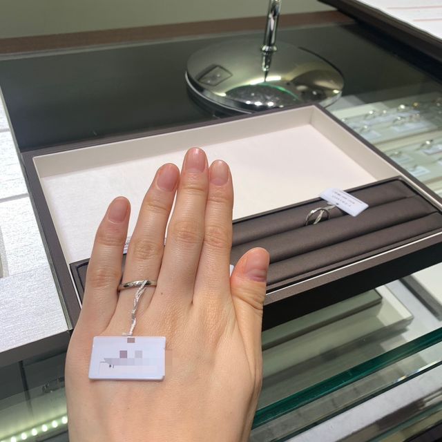 【アイプリモ(I-PRIMO)の口コミ】 指輪は、幅の狭いゴツすぎず主張が強くないプラチナの指輪を探していまし…