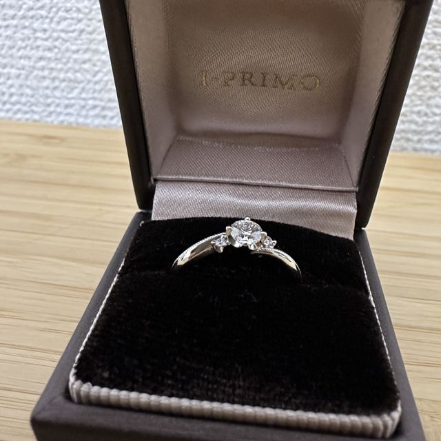【アイプリモ(I-PRIMO)の口コミ】 プロポーズリングにしてもらって、後日こちらのデザインを変更することが…