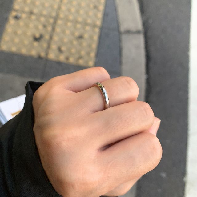 【BONDS(ボンズ)の口コミ】 シンプルなデザインながら、存在感のある見た目がとても気に入りました。…