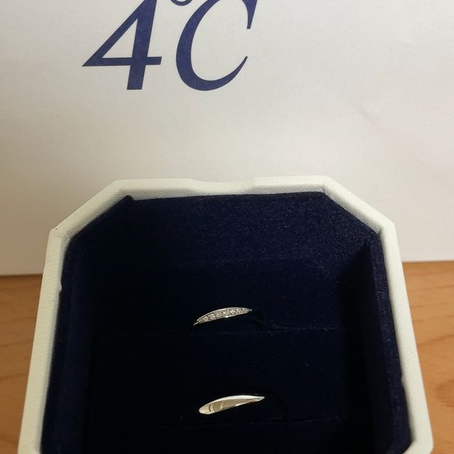 【4℃ BRIDAL(ヨンドシーブライダル)の口コミ】 シンプルなもの、華やかなもの、マットで落ち着いたもの、ストーンがつい…