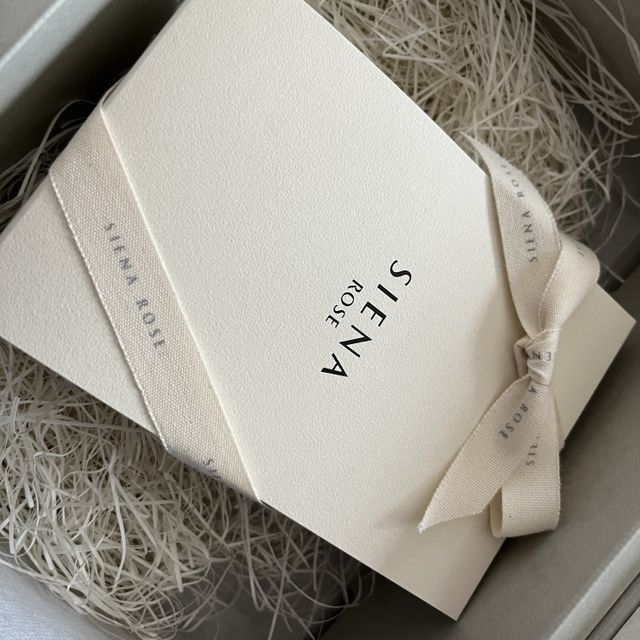 【SIENAROSE(シエナロゼ)の口コミ】 ロゼチナのお色が肌馴染みがよくカジュアルテイストのお洋服にもキレイ目…