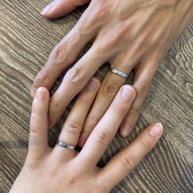 【ついぶ工房の口コミ】 指輪の素材、模様、石、彫刻、サイズ、太さ&hellip;
自分の好み通りの指輪…