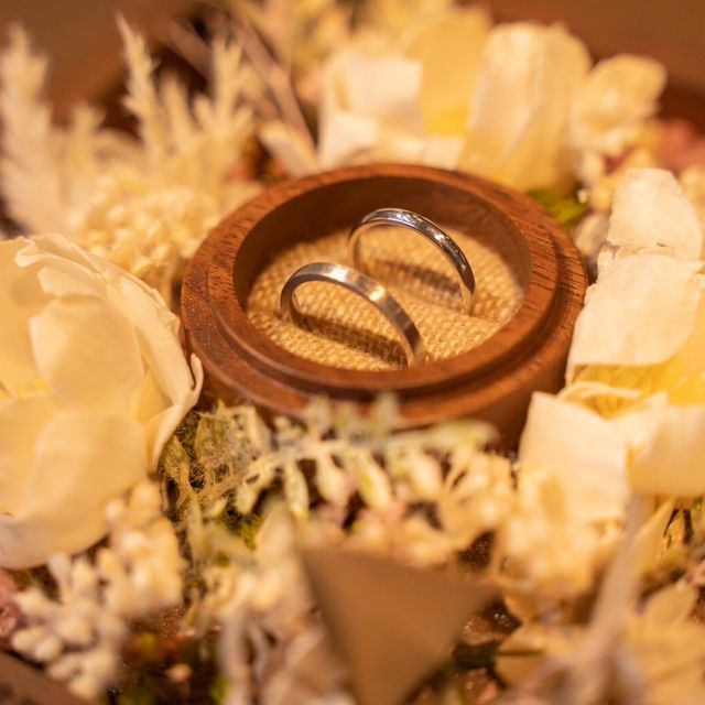 【鎌倉彫金工房の口コミ】 素材　プラチナ900
デザイン　平打ち
              甲丸
仕上げ　ヘアラ…