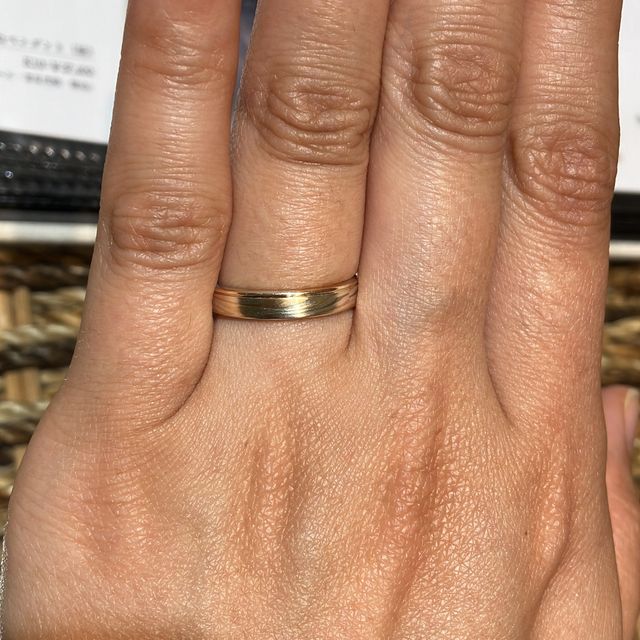 【杢目金屋(もくめがねや)の口コミ】 ダイヤが入っていなくても、杢目模様がしっかり入っており、個性的で魅力…