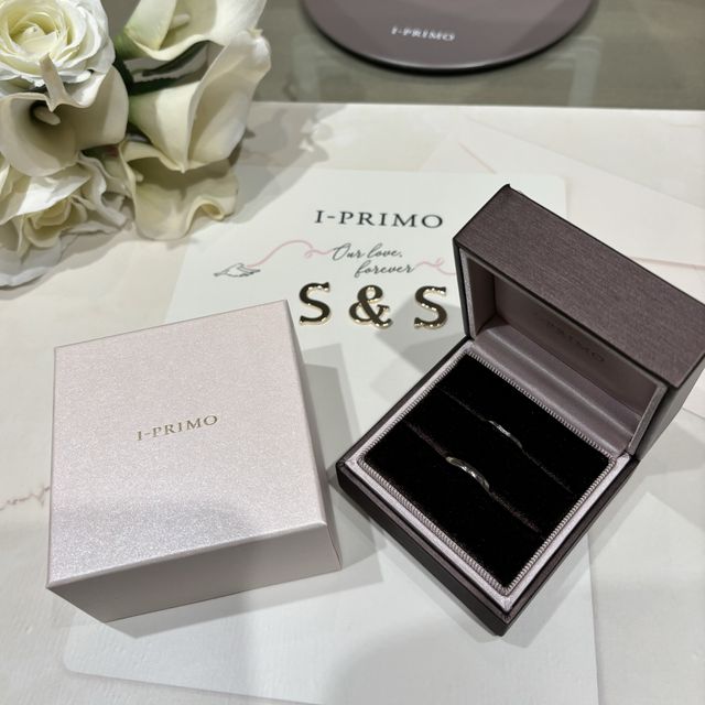 【アイプリモ(I-PRIMO)の口コミ】 細身のリングなので、つけ心地がいいです。普段アクセサリーは全くつけな…