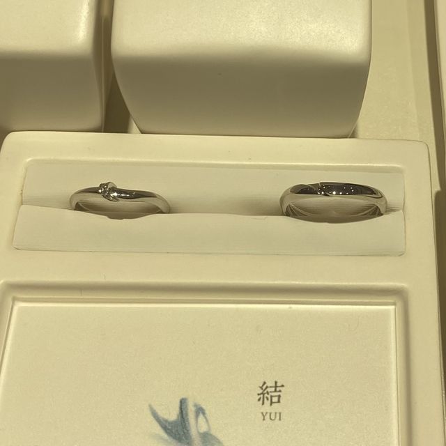 【俄(にわか)の口コミ】 デザインが他にはない結び目のデザインで珍しく可愛いと思ったため試着し…