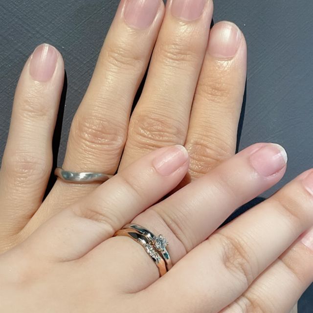 【AFFLUX(アフラックス)の口コミ】 来店した日が、デザイナーさんが店舗にいらっしゃった日で、直接デザイナ…