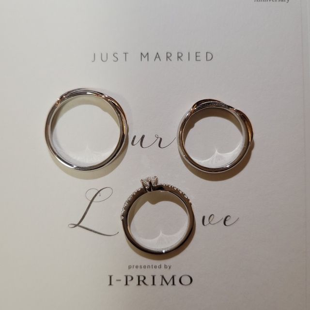 【アイプリモ(I-PRIMO)の口コミ】 人と被らないデザインの指輪を選んで彼女とも話し合ってデザインで決めま…