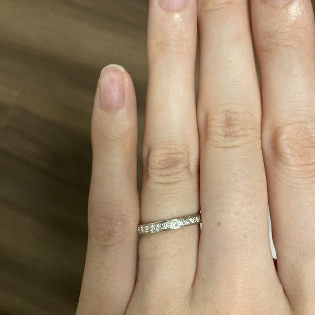 【ヴァンドーム青山(VENDOME AOYAMA)の口コミ】 シンプルだけど、ハーフエターナルのダイヤがキラキラしていてお気に入り…