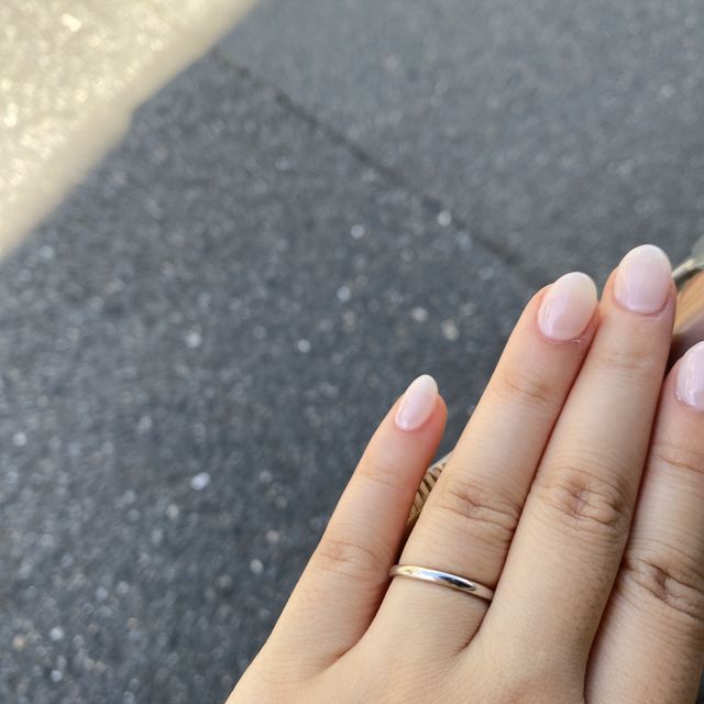 【ティファニー(Tiffany & Co.)の口コミ】 結婚指輪はTiffanyと決めていました！
シンプルなデザインで刻印もしてい…