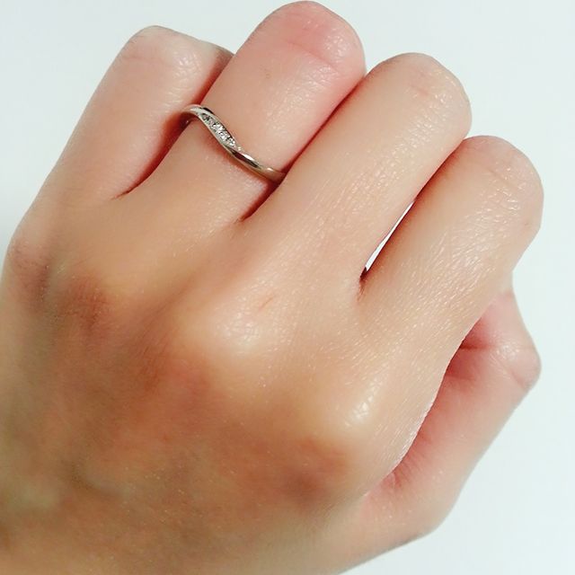 【１／ｆ エフブンノイチの口コミ】 CMをしているような有名なブランドでの購入も考えましたが、ネットで色々…