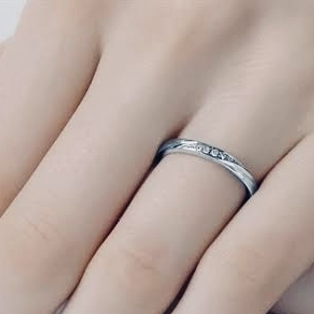 【アイプリモ(I-PRIMO)の口コミ】 2人で買ったものなのですが、デザインがとても可愛いです。それに加えてサ…