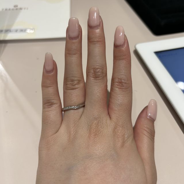 【TRECENTI(トレセンテ)の口コミ】 着け心地も良く、ダイヤが入ってる部分と入ってない部分のバランスが良い…