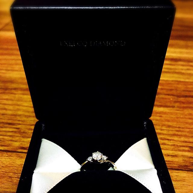 【エクセルコダイヤモンド(EXELCO DIAMOND)の口コミ】 婚約者と一緒に数件の店舗を見て回り、気にいるデザインを探しました。そ…