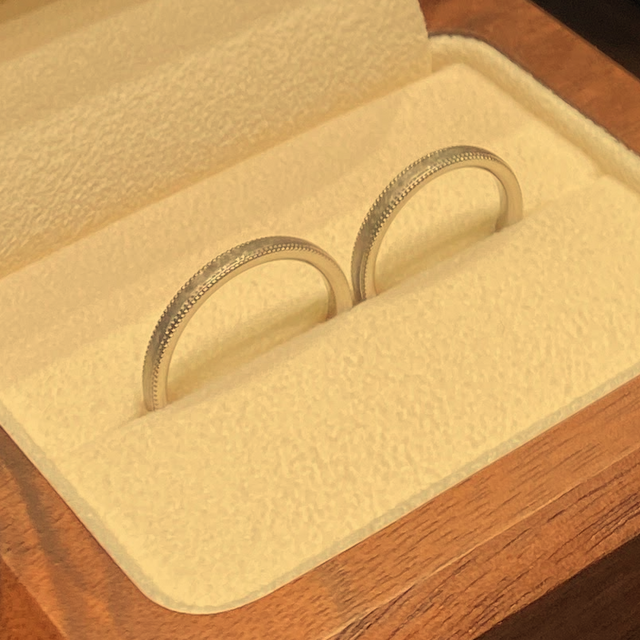 【TANZO.(鍛造指輪)の口コミ】 マット加工はシンプルな指輪が好みの方には合わないと思いますが、せっか…