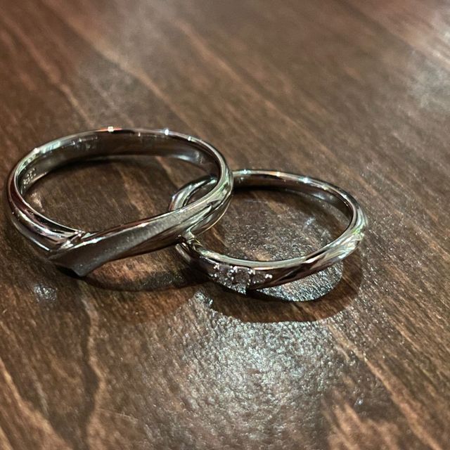 【アイプリモ(I-PRIMO)の口コミ】 女性用は、1番細いタイプで、ダイヤが３つついています。男性用は、ウェー…