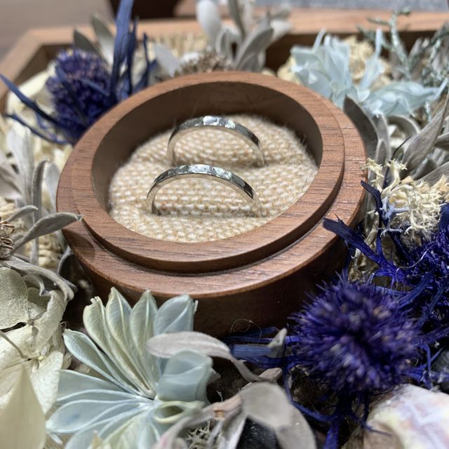 【鎌倉彫金工房の口コミ】 シンプルかつ既製品にはないデザインに仕上げられたところ。つちめで作り…