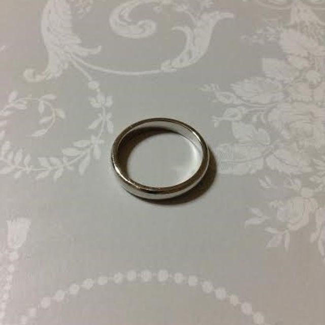 【ティファニー(Tiffany & Co.)の口コミ】 とてもシンプルですが、ティファニーにしかない独特のエレガントさが気に…