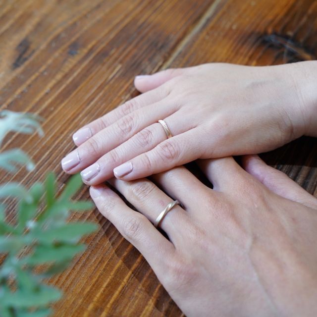 【THREE TREES(スリーツリーズ)の口コミ】 手作りなので、デザインや色、太さも好みのものを作れて、選ぶのがとても…