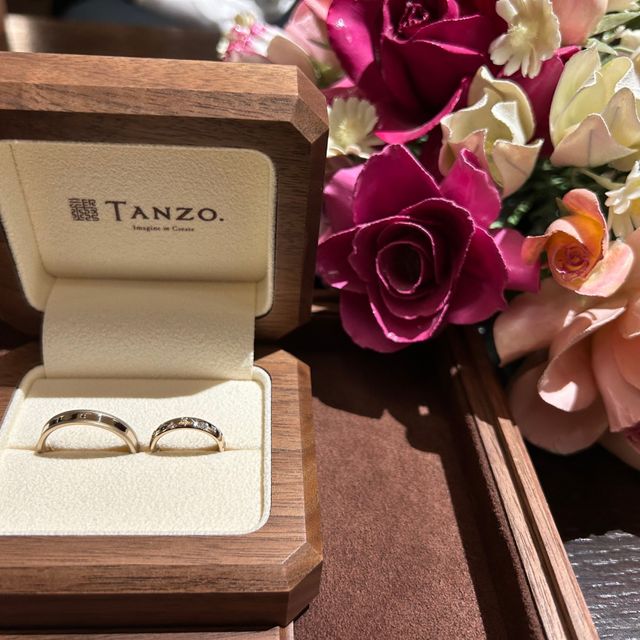 【TANZO.(鍛造指輪)の口コミ】 ずっとつけるものだからこそ、自分の好きなデザインにこだわりたいと思っ…