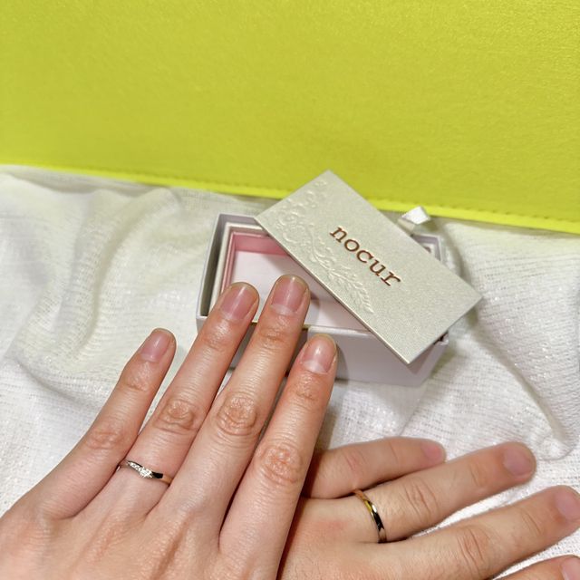 【nocur(ノクル)の口コミ】 指輪のデザインも色も、二人共が気に入って満足しています！！
色が、「シ…