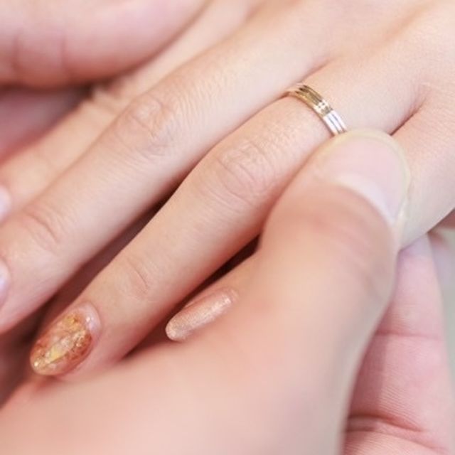 【カルティエ(Cartier)の口コミ】 とにかくデザインが可愛い。他のブランドにはないデザインでゴールドとピ…