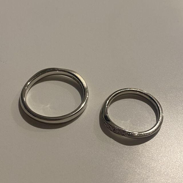 【アイプリモ(I-PRIMO)の口コミ】 ダイヤモンドのキラキラがとてもきれいです。内側には刻印や誕生石を埋め…