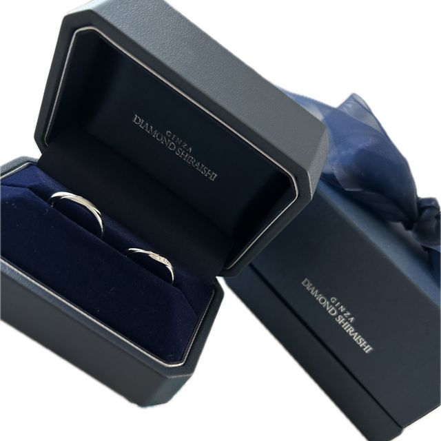 【銀座ダイヤモンドシライシの口コミ】 骨格ストレートで、手が丸く小さくコンプレックスなのですが、この指輪の…