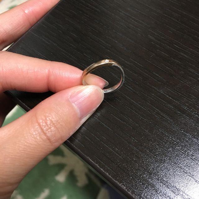 【銀座ダイヤモンドシライシの口コミ】 波型のシルエットが指を細く綺麗に見せてくれると聞いていたので、それを…