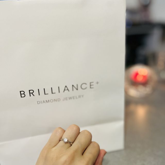 【BRILLIANCE+(ブリリアンスプラス)の口コミ】 今回はダイヤモンドの品質で選びたいと思いました。旦那さんがネットで探…